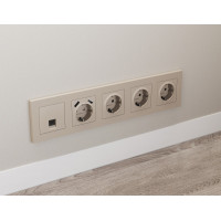 Розетка Ambrella Volt MA372005